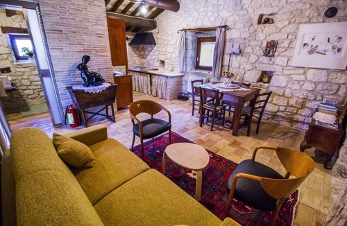 Abbateggio Apartment | 60 m² Apartment ∙ 1 bedroom ∙ 2 guests
