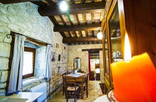 Abbateggio Apartment | 60 m² Apartment ∙ 1 bedroom ∙ 2 guests