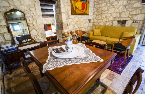 Abbateggio Apartment | 60 m² Apartment ∙ 1 bedroom ∙ 2 guests