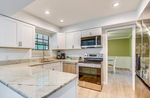 Ocala House | 8 Mi to World Equestrian Center: Walkable Getaway