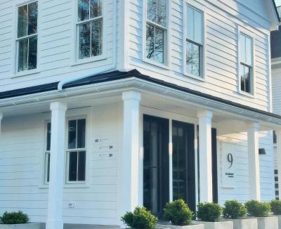 Salisbury Apartment | 9 Academy