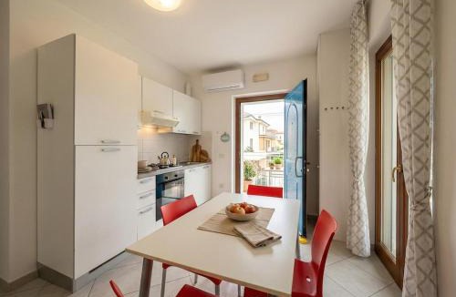 Lido di Fermo Apartment | -A due passi dal mare- Wifi AC 4 posti Smart Tv