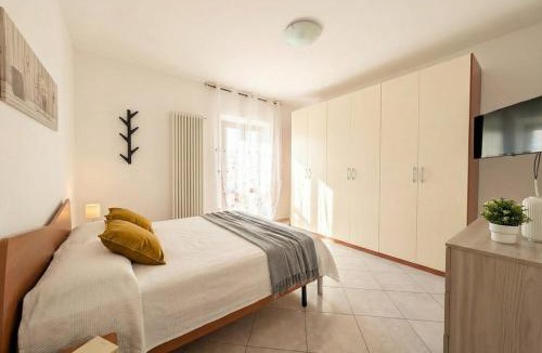 Lido di Fermo Apartment | -A due passi dal mare- Wifi AC 4 posti Smart Tv