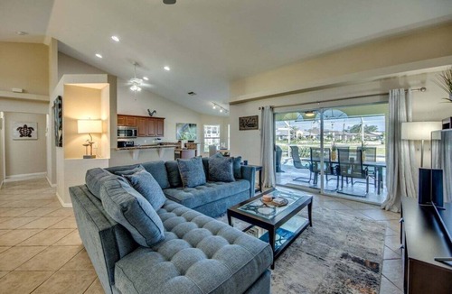 Cape Coral Villa | A spacious 3-bedroom retreat in sunny Cape Coral.