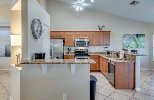 Cape Coral Villa | A spacious 3-bedroom retreat in sunny Cape Coral.