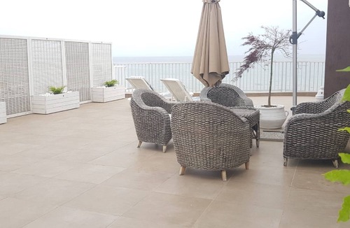 Termoli Villa | A terrace on the sea