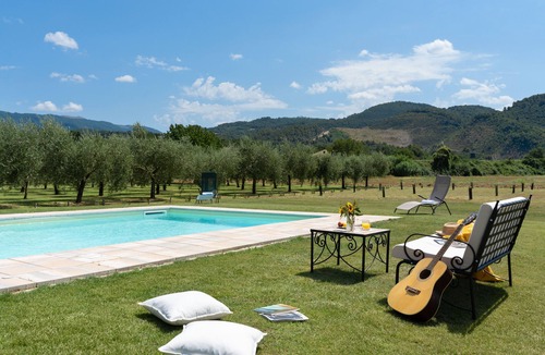 Spoleto Villa | A typical Italian Villa in the center of Italy.