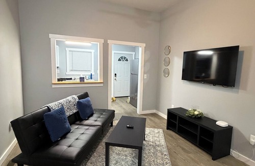 Vincennes Apartment | ACE STAYS: Modern 1 BR apartment in Vincennes