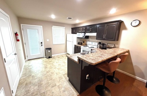 Mount Carmel Apartment | ACE STAYS -Modern 1BR townhouse in Mount Carmel