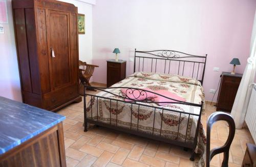 Todi House | Agriturismo Camera Rosa