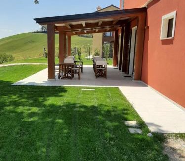 Bettolelle House | Agriturismo Colle Rosso