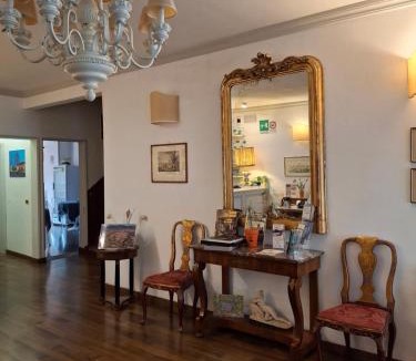 Lucca Historical Center Hotel | Albergo Moderno