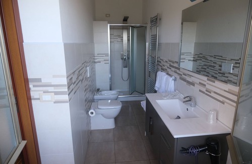 Momigno Hotel | Amelia Dream View