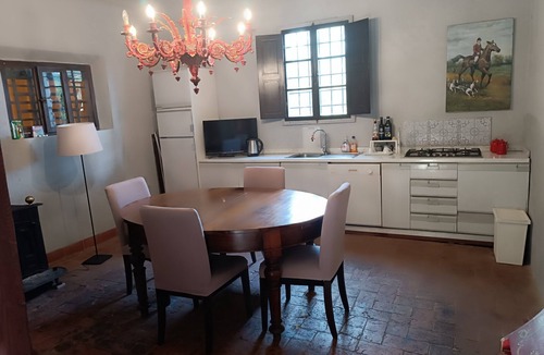 San Giovanni alla Vena Cottage | Ancient medieval cottage