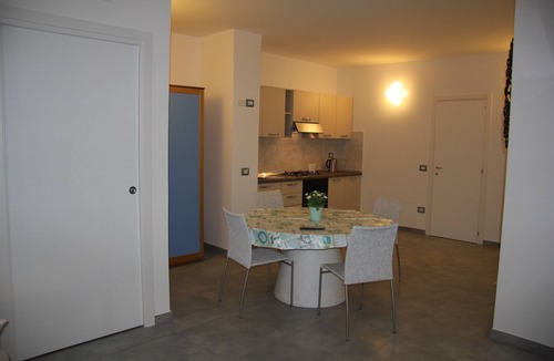 Sant'Omero Apartment | APARTMENT WITH POOL AND 2 BEDROOMS