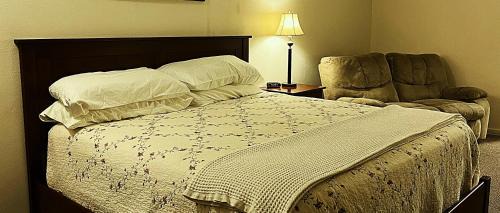 Arthur Hotel | Arthur Country Inn