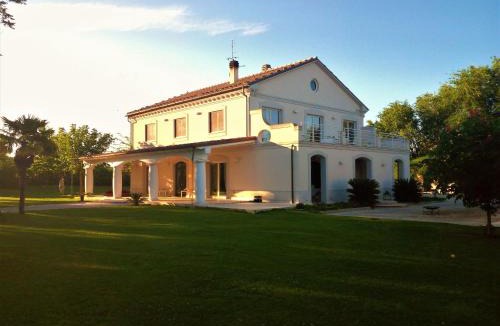 Ripe Bed & Breakfast | B&B Luna Bianca