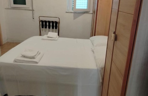 Igea Marina Hostel | Baia Serena Beach House
