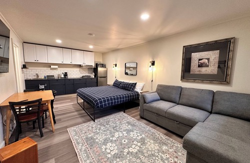 Sagle Apartment | Basecamp