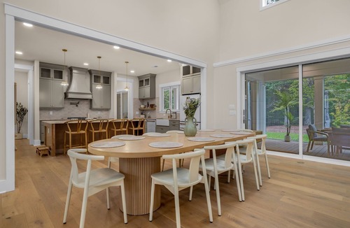 Cape Charles House | Bay Breeze Retreat | Luxury Bay Creek 6BR w/Hot Tub, Golf Carts, Golf, Pools & Private Beach