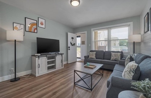 Cottage Line Apartment | *Beach/Pool* Sun Bum Suite @ Salt & Sea