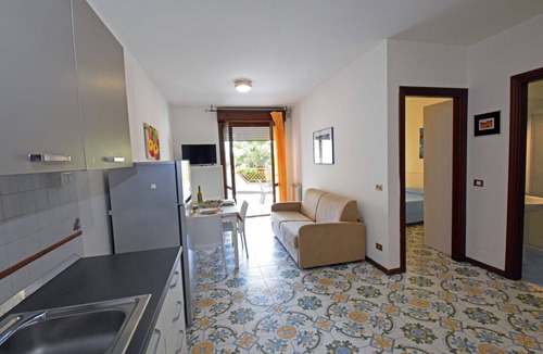 Villa Rosa Apartment | Beautiful apartment for 4 people with WIFI, TV, balcony and pets allowed