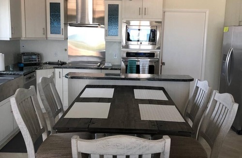 O'byrne House | Beautiful Ormond Beachfront House! Steps from the Ocean