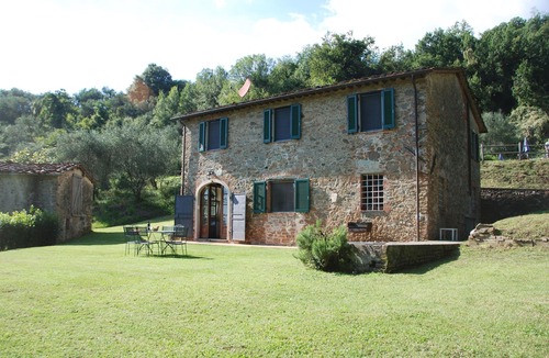 Capannori Villa | Beautiful private villa with A/C, private pool, internet, TV, patio, panoramic view, close to Lucca