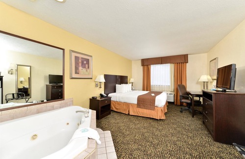 Elyria Hotel | Best Western Inn