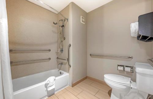 Lafayette Hotel | Best Western Plus Lafayette Hotel University Area