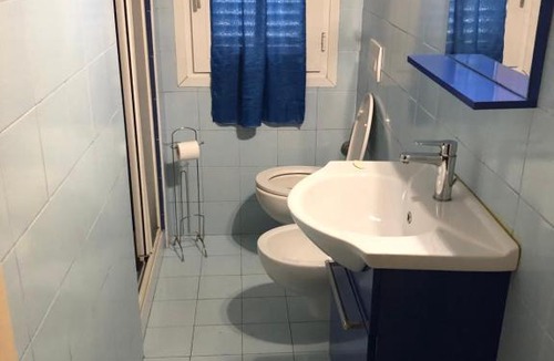 Cupra Marittima Apartment | Bilocale spartano