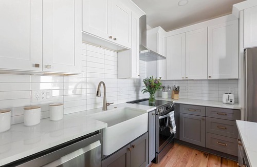East Atlanta Apartment | Blue Burrow