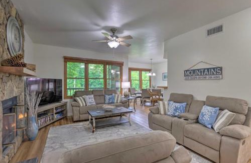 Mountain Air House | Blue Ridge Mtn Views: Condo w/Furnished Balcony