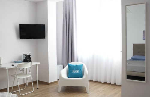 Pagani Bed & Breakfast | BlueB&B