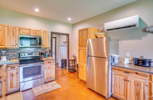 Grand Rivers House | Boater’s Base! 11 Mi to Kentucky & Barkley Lakes
