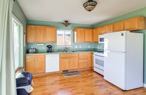 Brooklyn Cottage | Brooklyn Cottage w/Dock - Steps To Wamplers Lake!