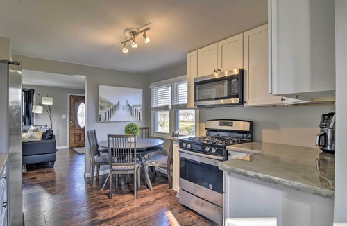 Amherst House | Buffalo Getaway w/Charcoal Grill & Patio!