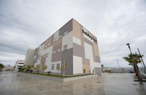 Carinaro Hotel | Building Hotel