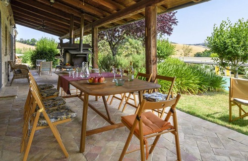 Rupoli Villa | Ca Lucciola 12 by Marche Holiday Villas