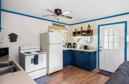 Bergton Ski Chalet | Cabin w/hot tub & deck grill