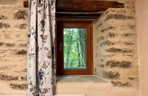 Palazzuolo sul Senio RV Rental | Caravan "Le Sorgenti - Bungalow In Sasso" with Mountain View & Private Garden