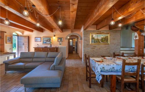 Cartoceto House | Casa Il Monte