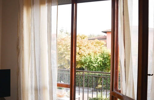 Lucca Historical Center Apartment | Casa Paola, 2 steps from the center: A/C, Wi-Fi, bikes and parking!