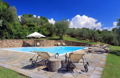 San Casciano in Val di Pesa Villa | Casa Poggio - Four Bedroom Villa, Sleeps 12