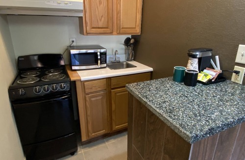 Bloomington Hotel | Cascades Inn