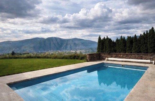 Manson House | Central Manson Home-Pool, Hot Tub, Lake Views