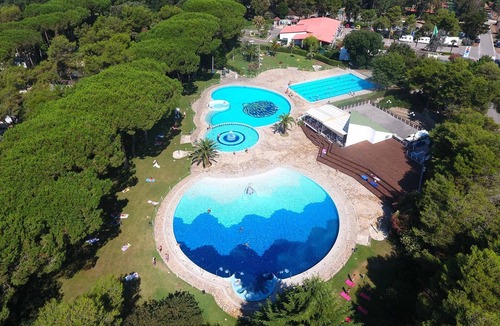 Baia Domizia Ski Chalet | Chalet w/Terrace & Pool