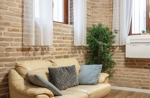 Corridonia Apartment | Characteristic apartment in historic village, pets allowed,