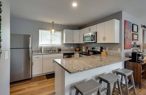 Lookout Valley Neighborhood Association House | Charming 3-bedroom house with WiFi and AC in fabulous Chattanooga