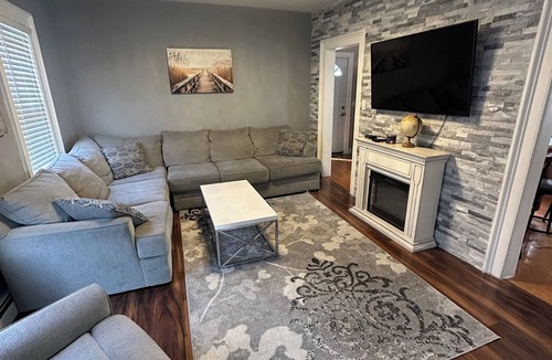 Scranton House | Charming 4-bedroom house in lovely Scranton perfect for families